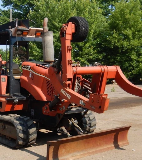 2004 Ditch Witch HT115 cable plow