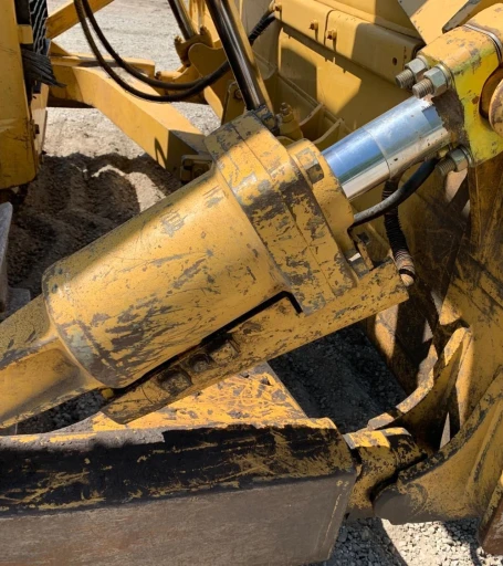2005 Caterpillar D6R XL Ll Dozer WRipper