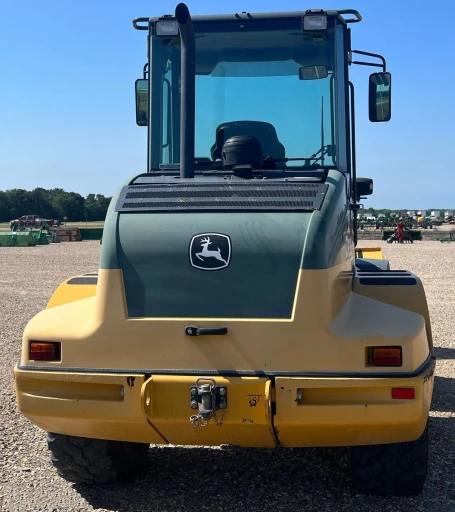 2016 John Deere 324K wheel loader