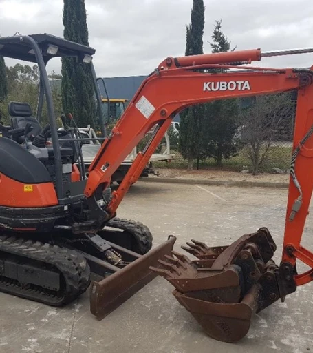 2014 KUBOTA U25-4