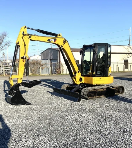 2017 CATERPILLAR 305.5E2 CR