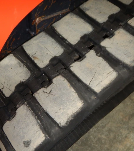 2019 Kubota SVL95-2S tracked skid steer loader