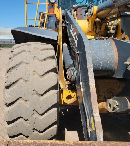 2012 John Deere 744K wheel loader