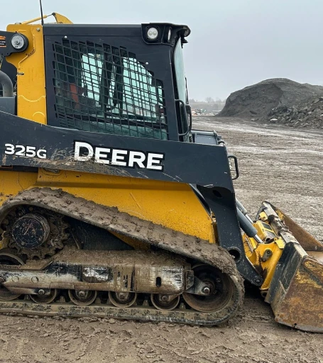 2019 John Deere 325G tracked skid steer loader