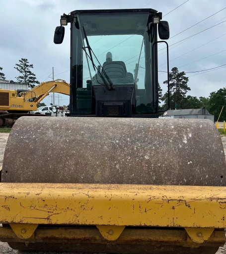 2008 Caterpillar CS56 single drum vibratory roller