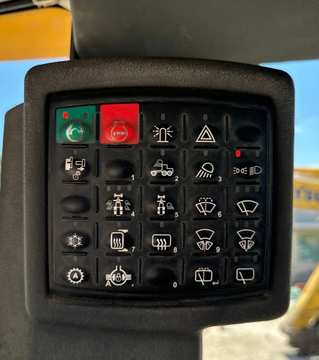 2011 John Deere 772G motor grader