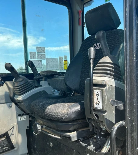 2020 Caterpillar 305E2 CR mini excavator