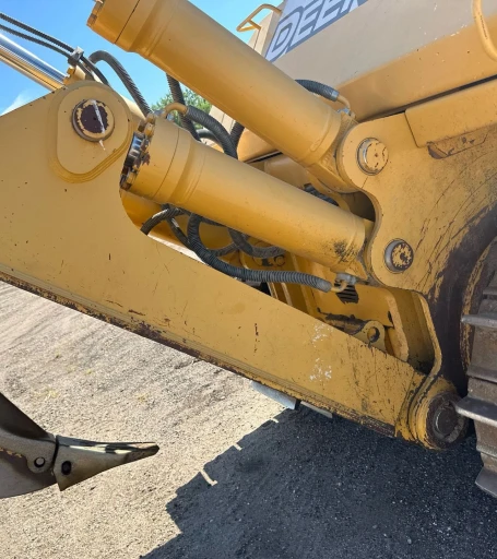 2013 John Deere 1050J Dozer