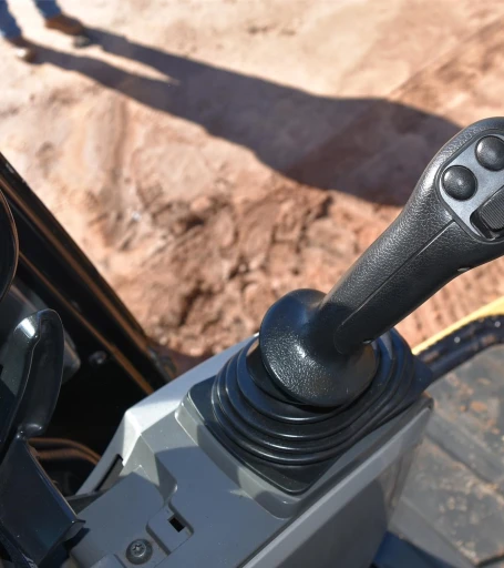 2018 CATERPILLAR 315F LCR