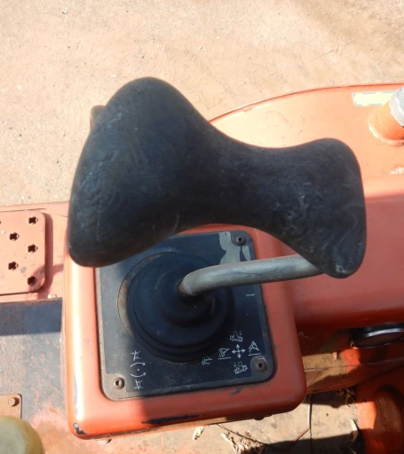 2004 Ditch Witch HT115 cable plow