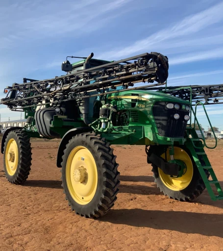 2011 John Deere 4730 Self-Propelled Sprayer