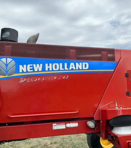 2014 New Holland Speedrower 240 Self-Propelled Windrower