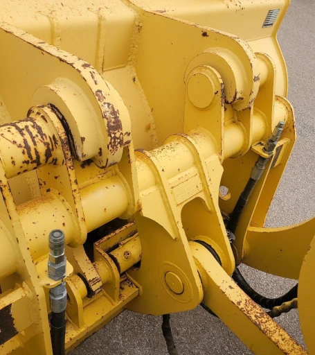 2005 Komatsu WA320 wheel loader