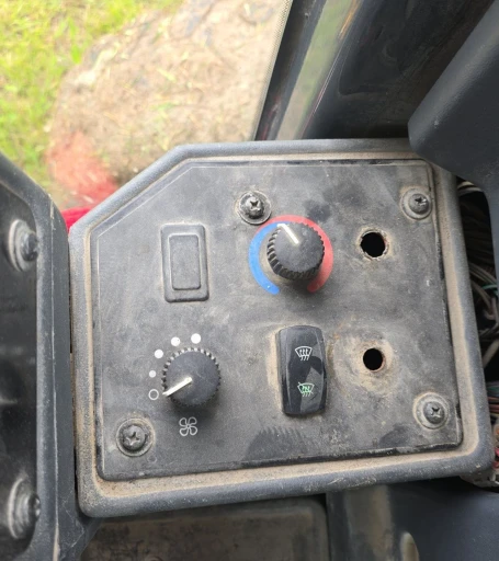 2013 John Deere 770G motor grader