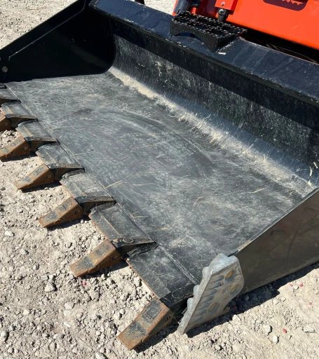 2022 Kubota SVL75-2 tracked skid steer loader