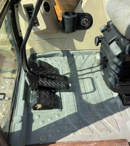 2004 Caterpillar 320CLU Excavator