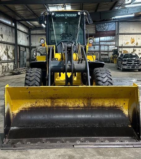 2013 John Deere 444K wheel loader