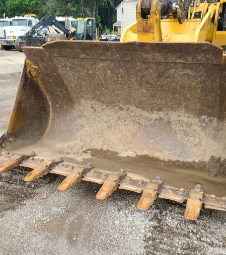 2008 Caterpillar 963D track loader
