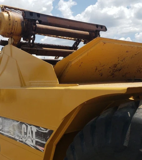 2006 Caterpillar 615C elevating scraper