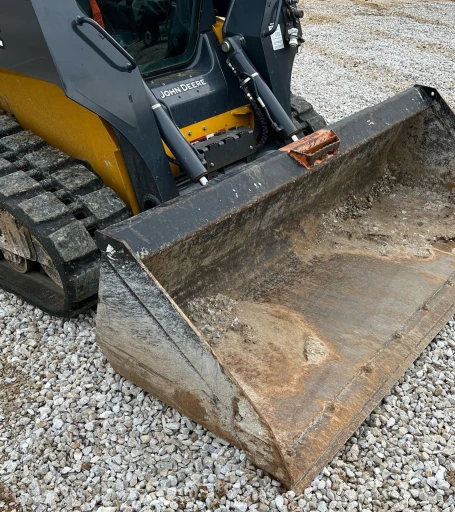 2022 John Deere 325G tracked skid steer loader
