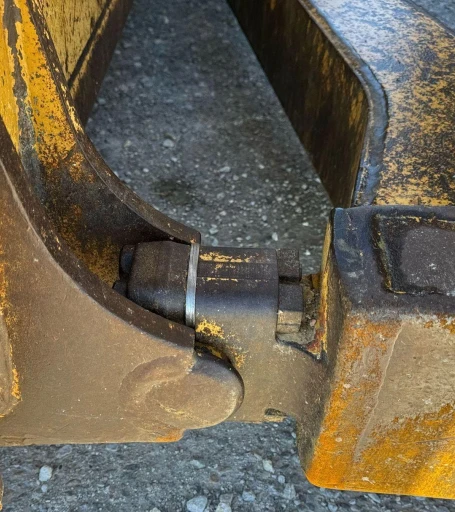 2011 Caterpillar D6T XL dozer