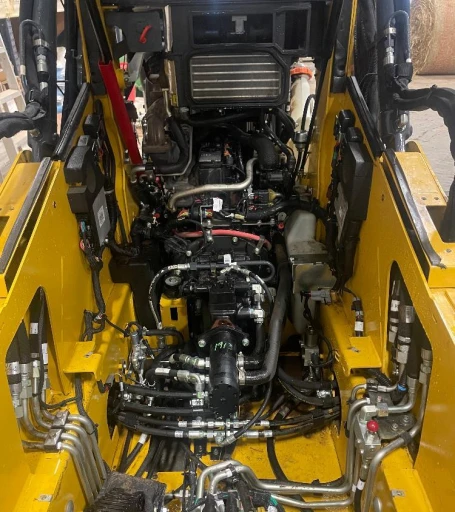 2021 John Deere 325G Skid Steer