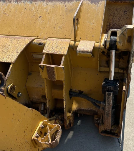 2016 Caterpillar 963K track loader