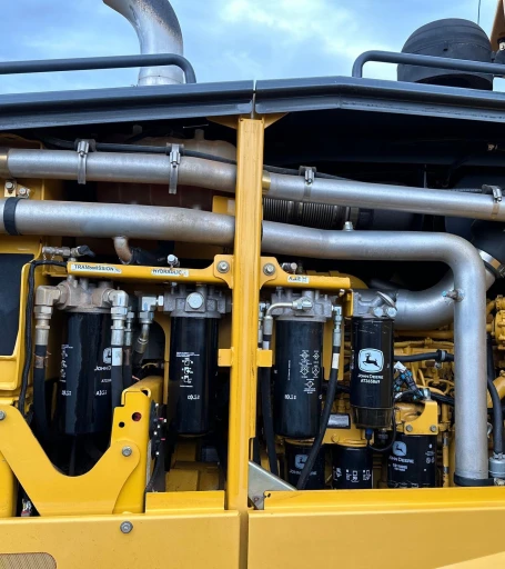 2013 John Deere 772GP motor grader