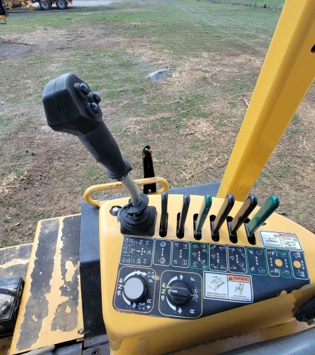 2013 Vermeer RTX1250 rock saw