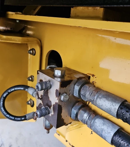 2014 Vermeer RTX1250 cable plow