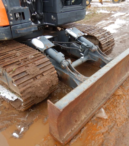 2014 Doosan DX140LCR excavator