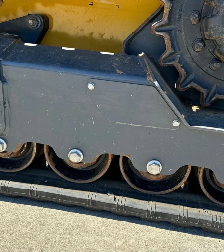 2023 John Deere 317G tracked skid steer loader