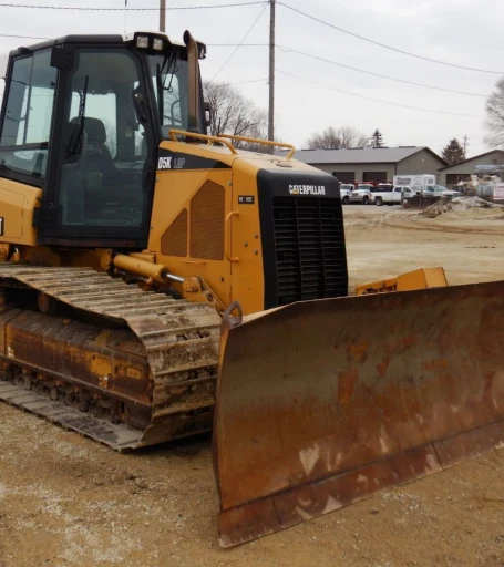 2011 Caterpillar D5K LGP dozer