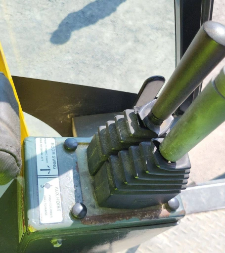 2012 Grove RT765E2 crane