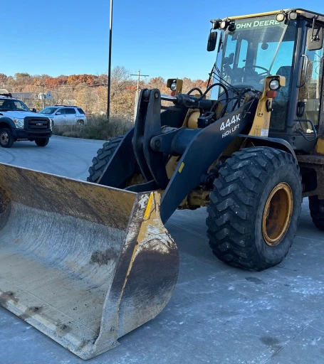 2013 John Deere 444K wheel loader