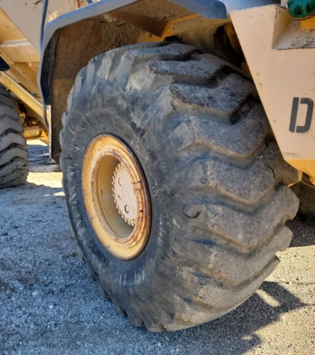 2001 John Deere 400C haul truck