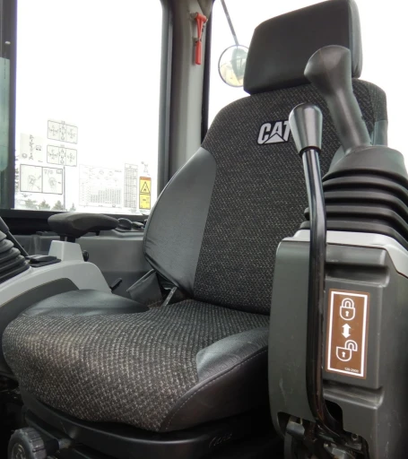 2018 Caterpillar 305E2 CR mini excavator