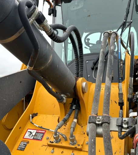 2022 John Deere 544 P-Tier wheel loader