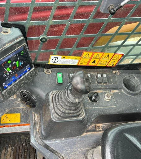 2020 Takeuchi TL12R2 tracked skid steer loader