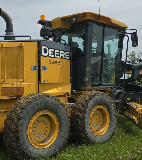 2013 John Deere 770G motor grader