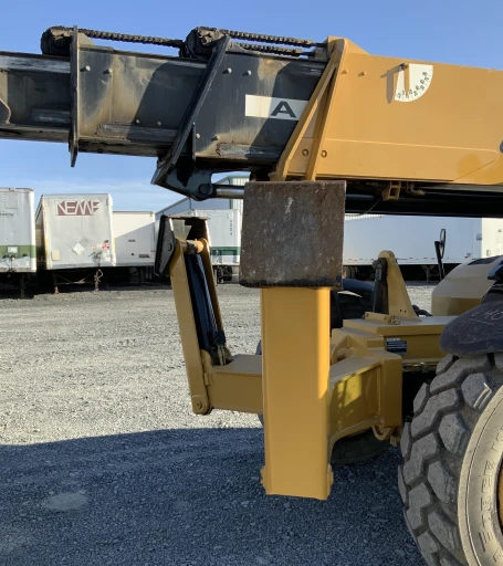 2013 Caterpillar TL1055C Telehandler