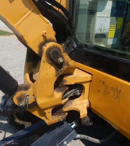 2014 Caterpillar 303.5E mini excavator