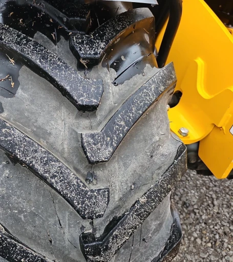 2023 JCB 542-70AG telehandler