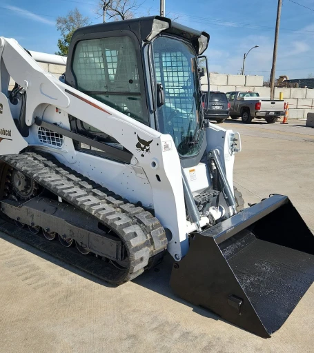 2018 Bobcat T770 tracked skid steer loader