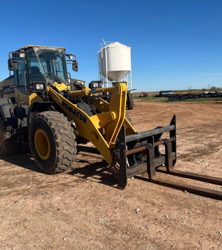2016 Komatsu WA270-8 Wheel Loader WAttachments