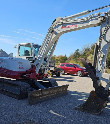 2013 Takeuchi TB285 mini excavator