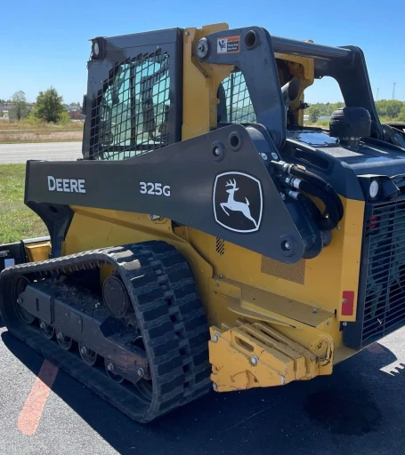 2021 John Deere 325G tracked skid steer loader