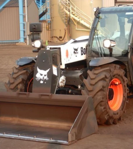 2018 Bobcat V519 telehandler