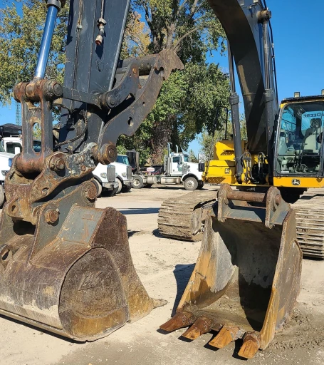 2014 John Deere 350G LC excavator