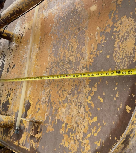 2000 Caterpillar D300E Series II water wagon